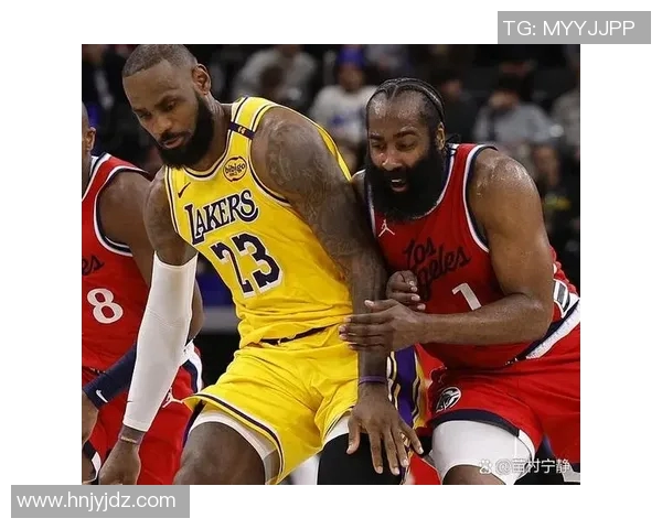 2020季前赛湖人与快船的激烈对决回顾与精彩瞬间分析