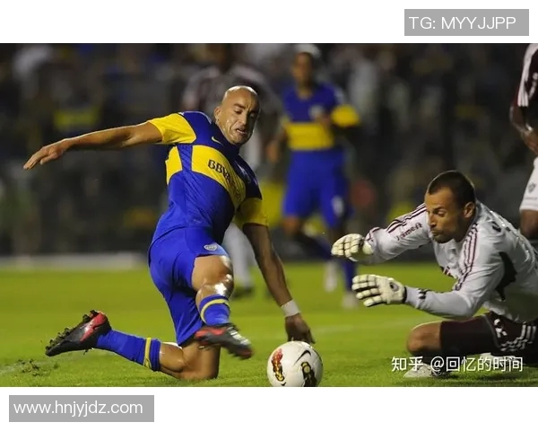 奥林匹亚与亚松森河床的激烈对决揭示足球战术与团队精神的完美结合 奥林匹亚与亚松森河床的激烈对决揭示足球战术与团队精神的完美结合