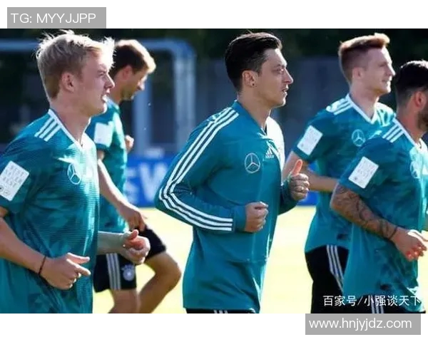 德国队在友谊赛中以四比一战胜墨西哥队展现强大实力