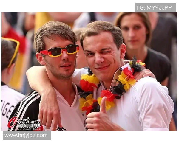 德国与西班牙21岁青年队激战正酣精彩对决引发球迷热议 德国与西班牙21岁青年队激战正酣精彩对决引发球迷热议