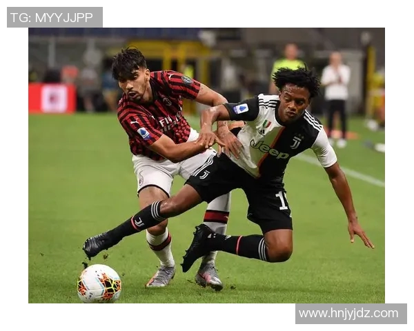 欧冠激战：AC米兰1-1尤文图斯，博格巴倒地一击效仿迪拜速码飞身后送绝杀