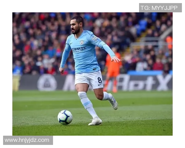 京多安领衔球队新篇章展望未来足球生涯与个人成就的辉煌旅程