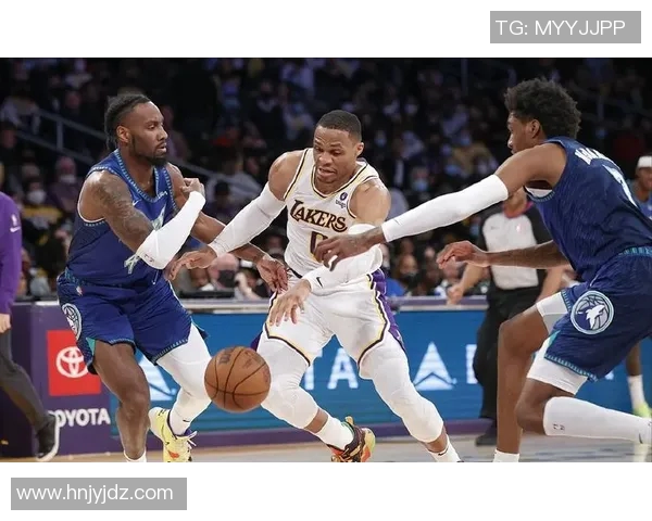 提华纳与蒙特瑞激战正酣比分悬念不断引发球迷热议