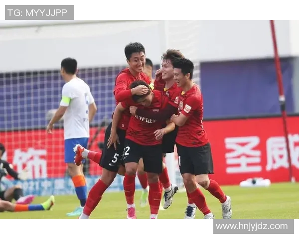 辋川足球比赛精彩直播回放全记录助你重温激烈瞬间与精彩进球